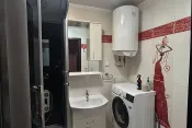 1090 Однокімнатна в центрі